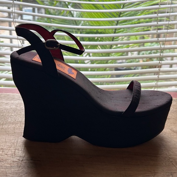 Rocket Dog chunky wedge platform heels, size 8.5, excellent condition - Picture 6 of 13